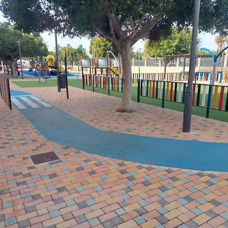 Piso Centrico Con Piscina Y Cochera Apartmán