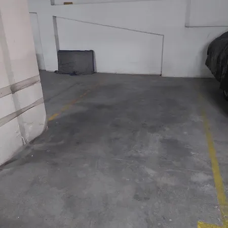 Piso Centrico Con Piscina Y Cochera Apartamento *